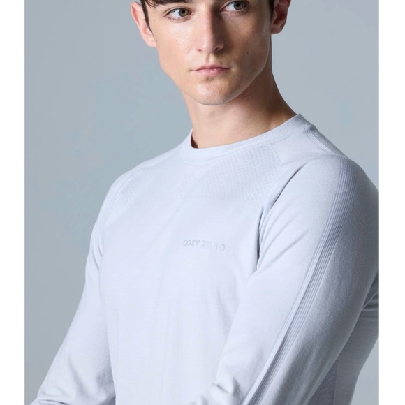 Cozy zero . Men's Light Gray Crew Neck Shirt - Picture 3 of 13